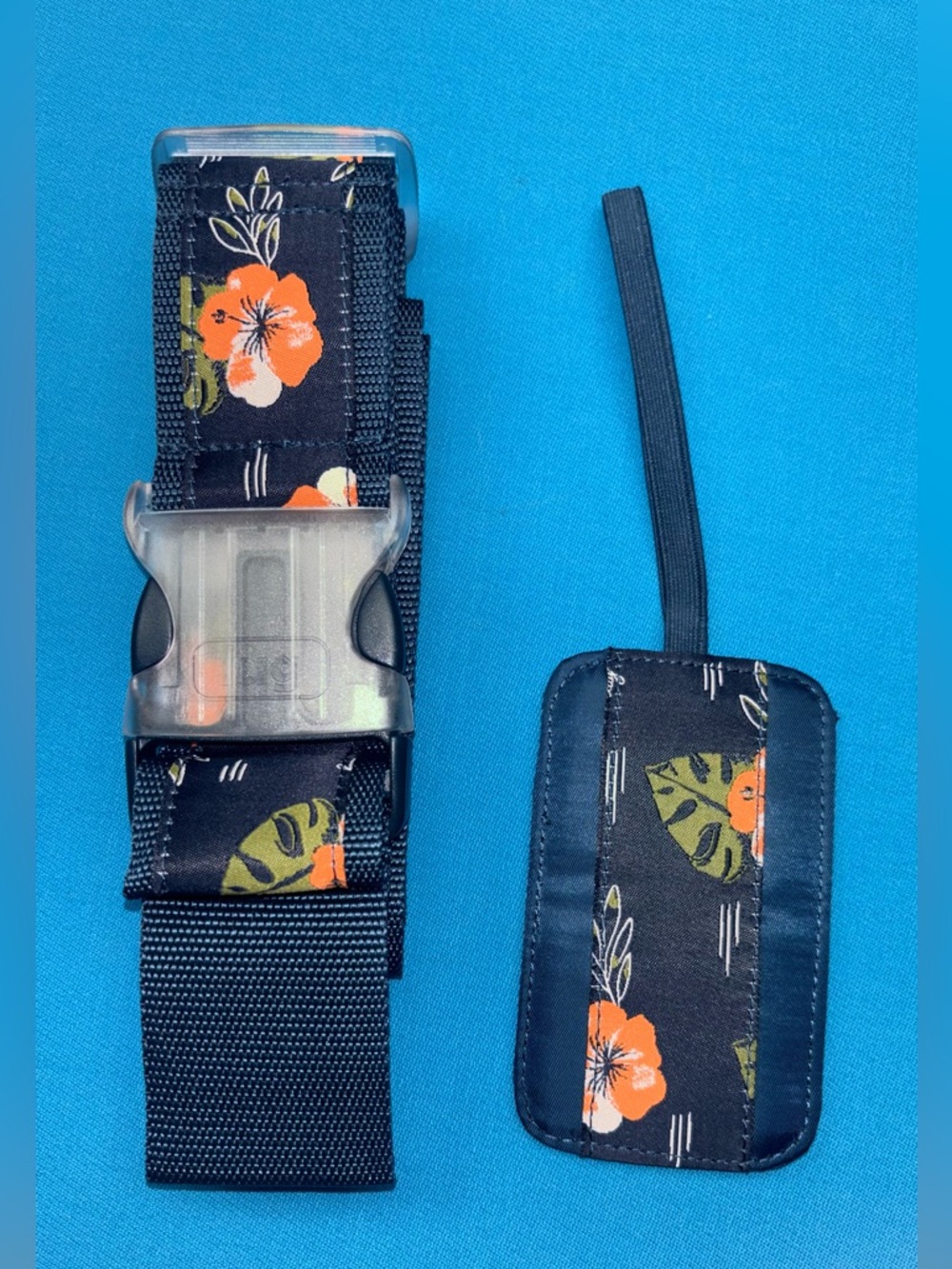 NWOT Lug BAGGAGE CLAIM STRAP & TAG SET in ALOHA NAVY Orange Flowers for Luggage